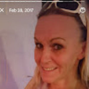 Meet your Posher, Lorie